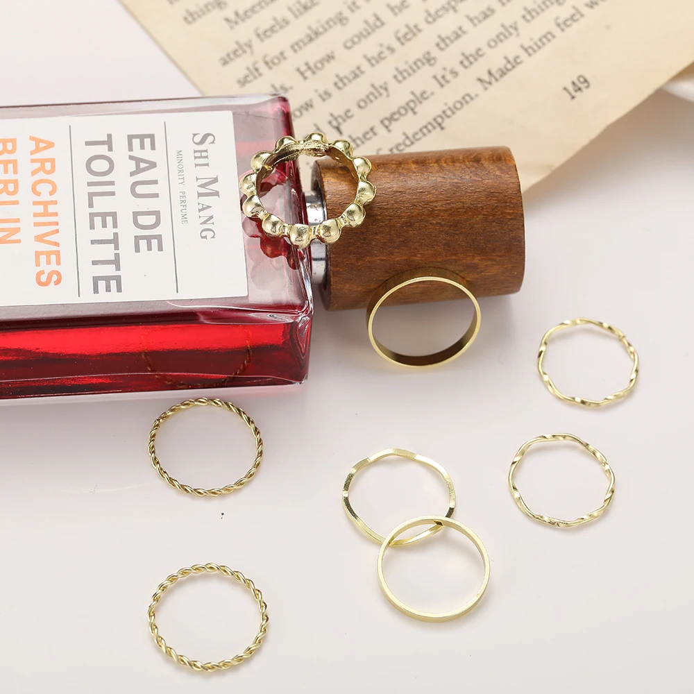 11pcs/set Vintage Women Snake Aesthetic Flower Rings Set Black Crystal Fashion Party Ring for Women Finger Wedding Jewelry 2021 - Image 6