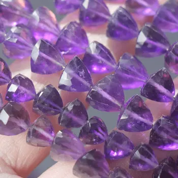 

7.5Inches,25pcs,AAA--PURPLE AMETHYST Quartz Faceted Trillion Briolettes 7.0-7.5mm Size Calibrated Size