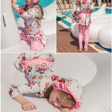 Купальник из двух частей для маленьких девочек 2-12 лет, детский купальный костюм с розовыми цветами, детский купальный костюм из 2 предметов с шапочкой для плавания, пляжная одежда для девочек