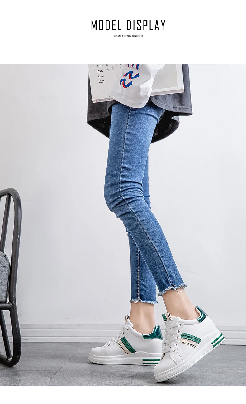 9763744747_225429909