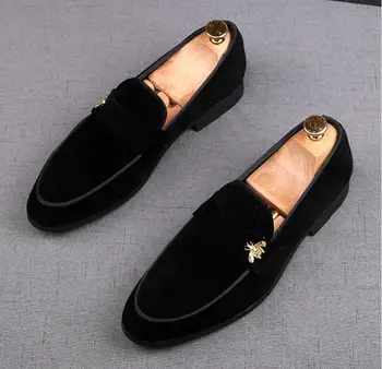

2020 Fashion Party Wedding Shoes Handmade Men Loafers Embroidered bees Velvet Shoes Men Dress Shoe Men's Fats 38-44