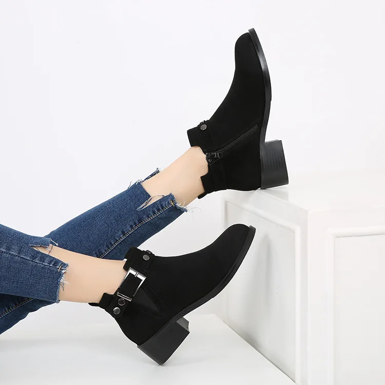 

2019 Women's Shoes Head With Low Boots Metal Belt Buckle Short Boots