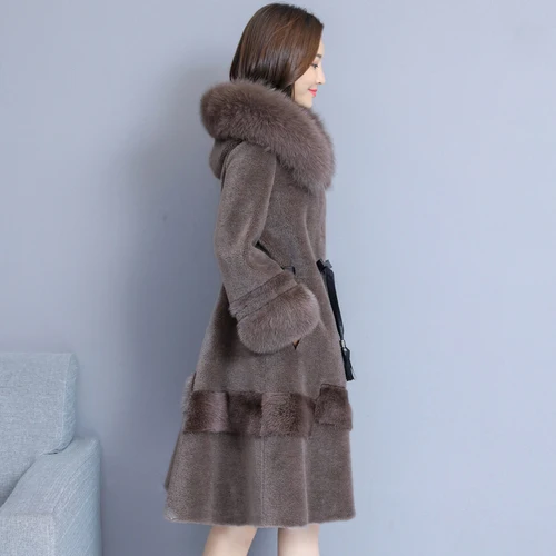 Winter Women Wool Luxury Jackets Fur Collar Outerwear Thick Warm Faux Fur Overcoat Vintage Tassel Elegant Ladies Coat YL476 - Цвет: Серый