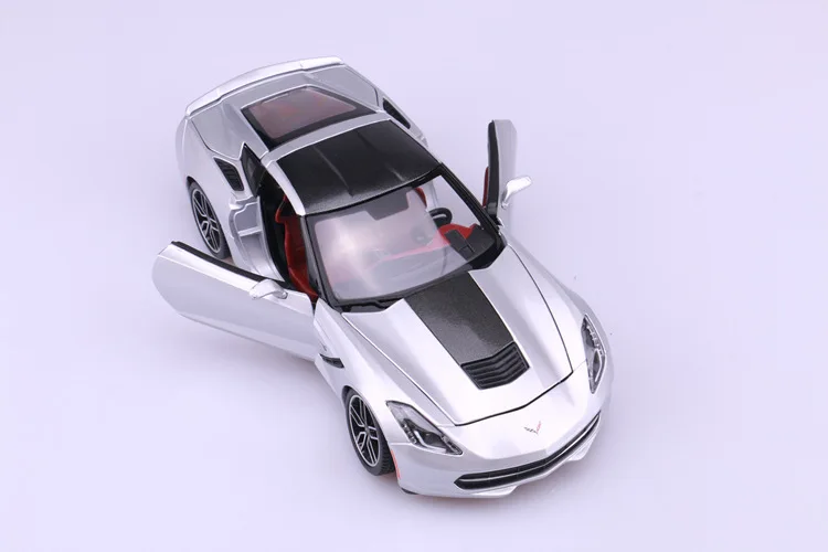 Maisto 1: 18 брелок для автомобильных ключей, модель Корвет ската издание в твердой обложке модель автомобиля