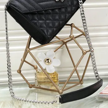

21cm Luxury Designer Caviar Leather V Diamond Lattice Envelope Bag Shoulder Bag Women Flap Handbag Genuine Leather Inside