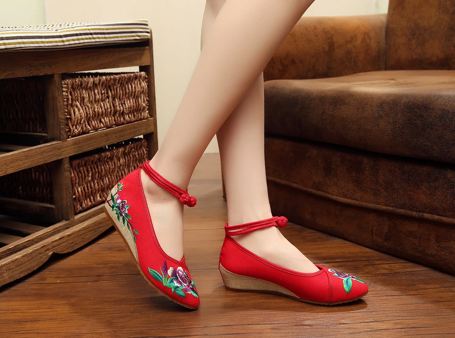 aeProduct.getSubject()