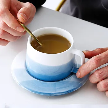 

Simple European Ceramic Coffee Cup Set Modern Office Couple Turkish Coffee Cups Eco Friendly Tazas Cafe Cups and Saucers BE50MU