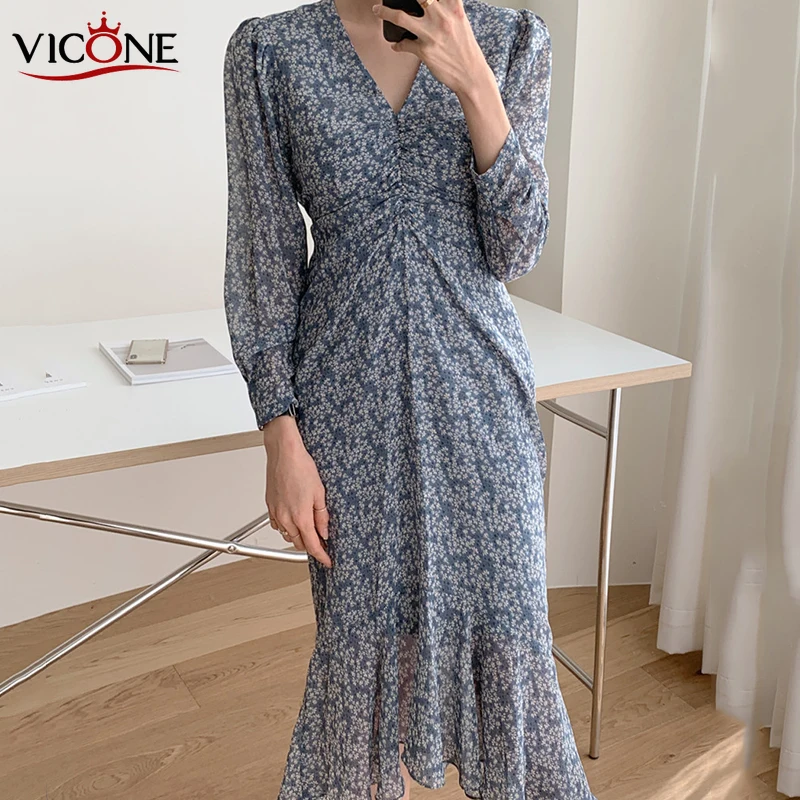 

VICONE Korean Style Chic Light Cooked Floral V-neck Pleated Careful Machine Waist Strap Slimming Fishtail Dress Women