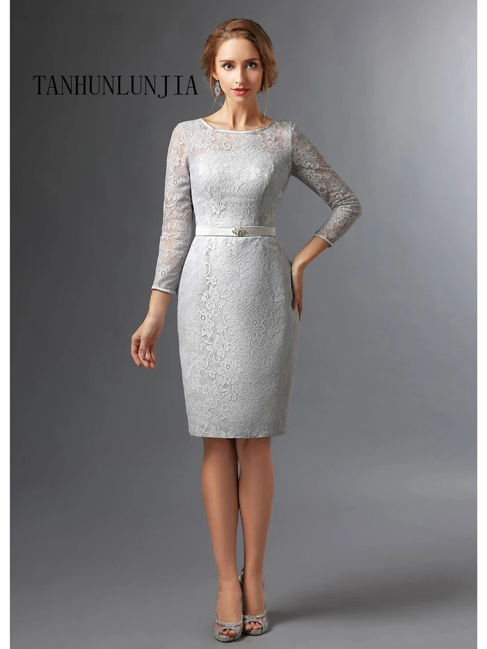 

2020 Silver Mother Of The Bride Dresses Sheath 3/4 Sleeves Lace Knee Length Plus Size Short Elegant Groom Mother Dresses Wedding