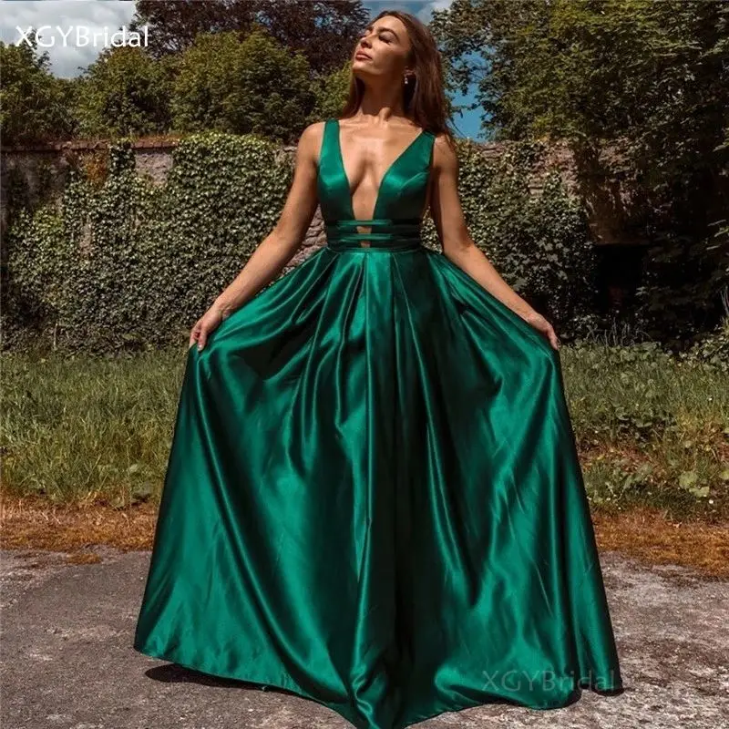 

New Arrival Sexy V-Neck Formal Evening Dress Sleeveless Party Gowns Backless Simple Prom Vestidos de Noiva Rrobe de Soirée