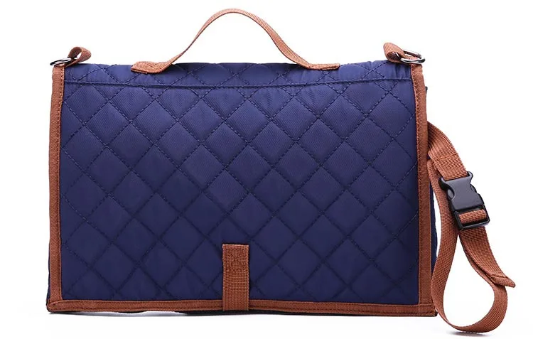 9000953998_456372804