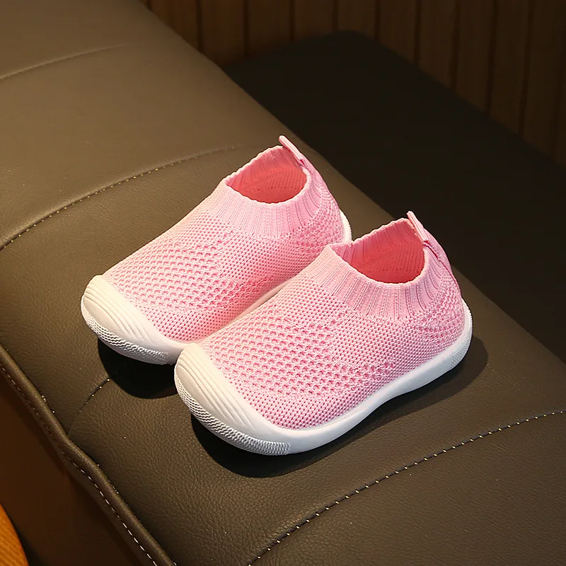 Обувь для маленьких мальчиков и девочек 0-18 месяцев; сезон весна-осень; Удобная нескользящая обувь с дышащей сеткой и мягкой подошвой - Цвет: Pink