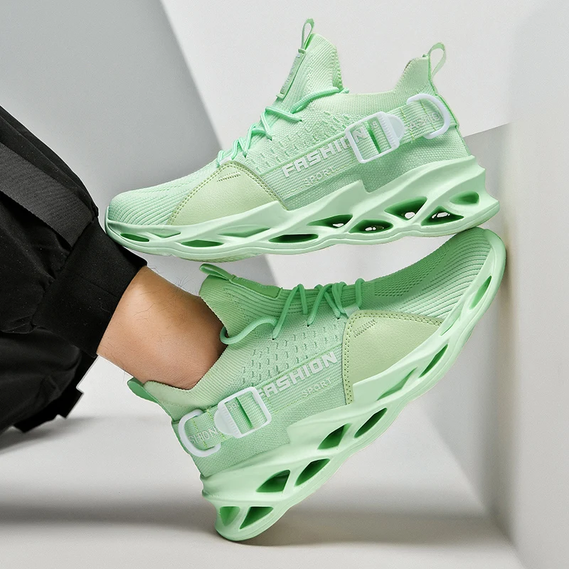 Women's Breathable Thick Soled Sports Shoes, Lovers' Casual Shoes, Large Size 36-46, New Spring and Autumn