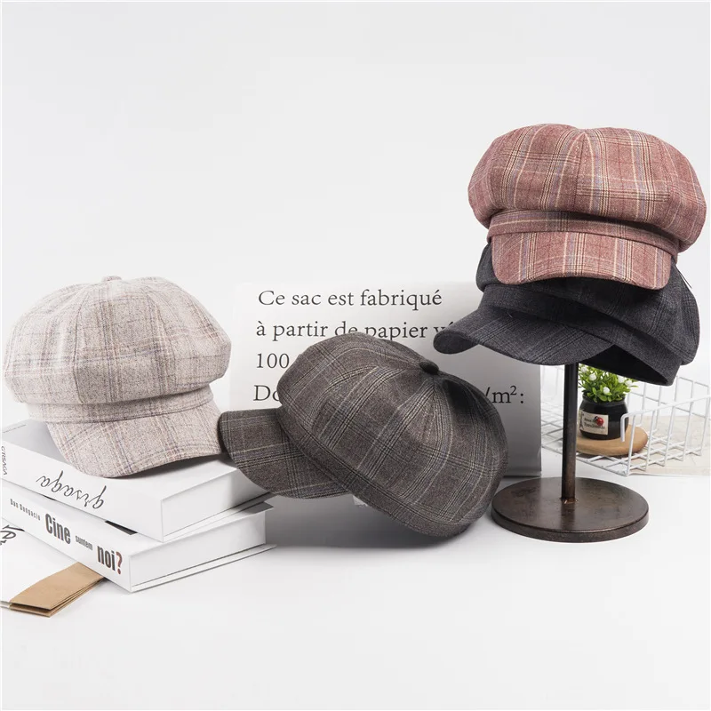 

2019 new cap female Korean version of the British retro lattice octagonal cap ladies autumn casual painter hat Berley hat