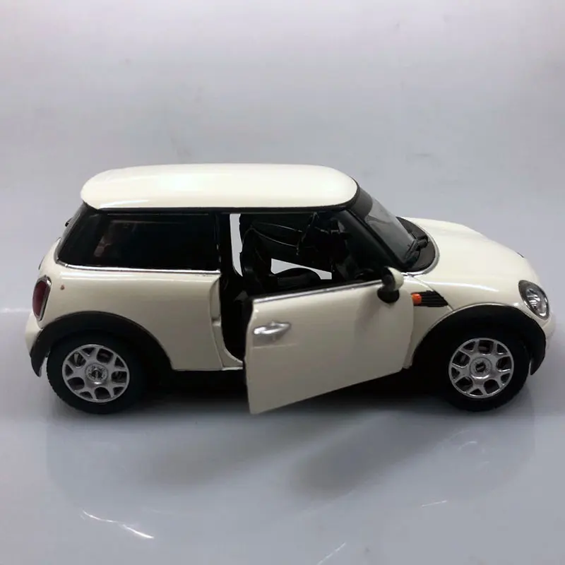 Newray 1/24 Scale Car Model Toys Mini Cooper Diecast Metal Car Model Toy For Collection,Gift,Kids