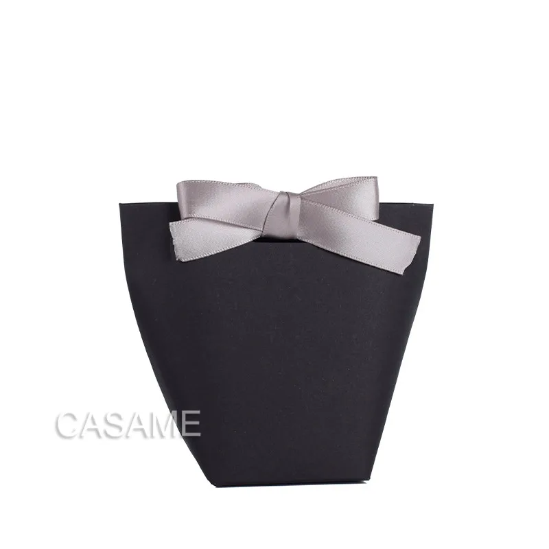 5pcs Upscale Black White Bronzing "Merci" Candy Bag French Thank You Wedding Favors Gift Box Package Birthday Party Favor Bags - Цвет: small Black Blanck