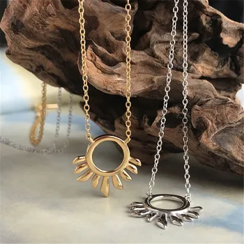 

RUIYI Real 925 Sterling Silver Women Cold Wind Classic Sun Flower Pendant Necklace Girls Exquisite Simple Niche Geometric Choker