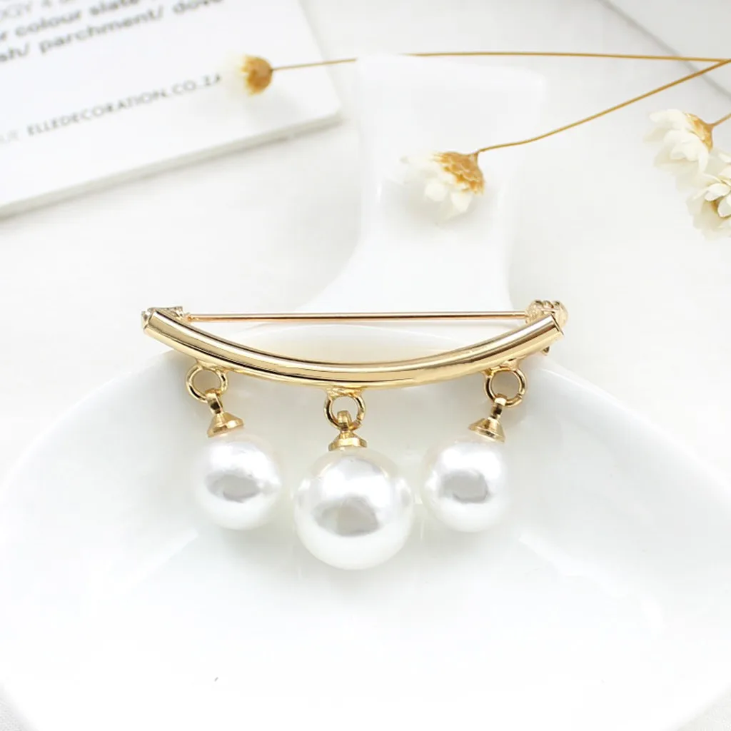 40^Women Brooches Charm Three Pearl Blouse Shirt Collar Stick Pin Scarf Safety Pin Sweater Jewelry Fashion Clothes Decors New