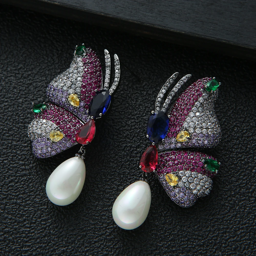 الموضة العصرية الكبيرة فراشة وأقراط للنساء زركون