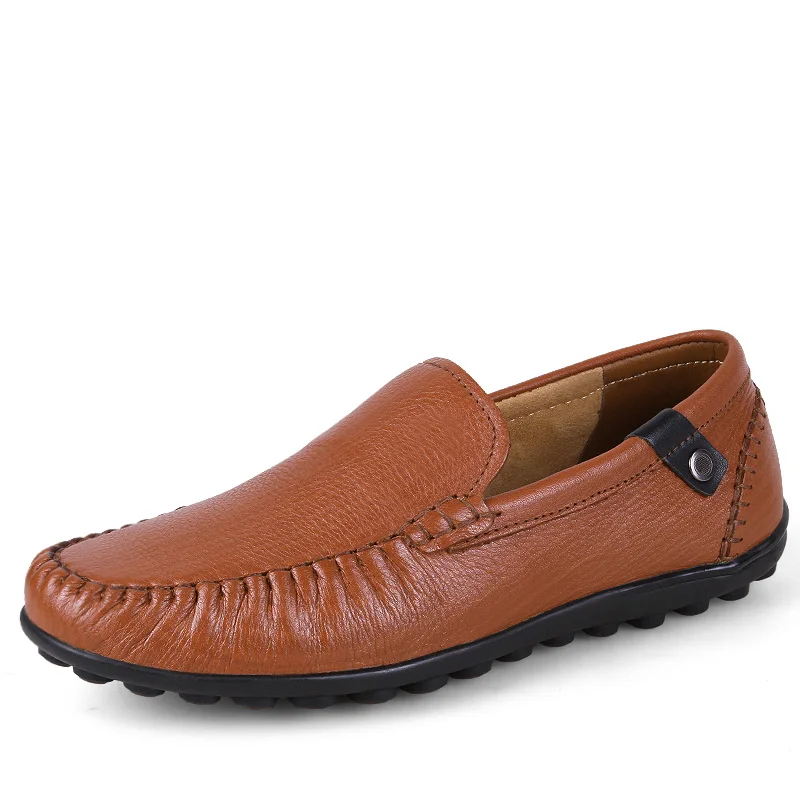 

2020 Slip-on Men Shoes Loafers Genuine Leather Male Moccasins Flats Soft Breathable Casual Boat Driver Shoes 38-47 Peas Shoes *