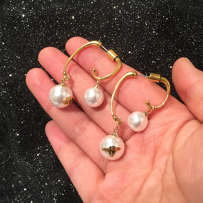 

Korean fashion retro Baroque irregular bee earrings pearl ear ornaments women jewelry bohemian dangle earrings