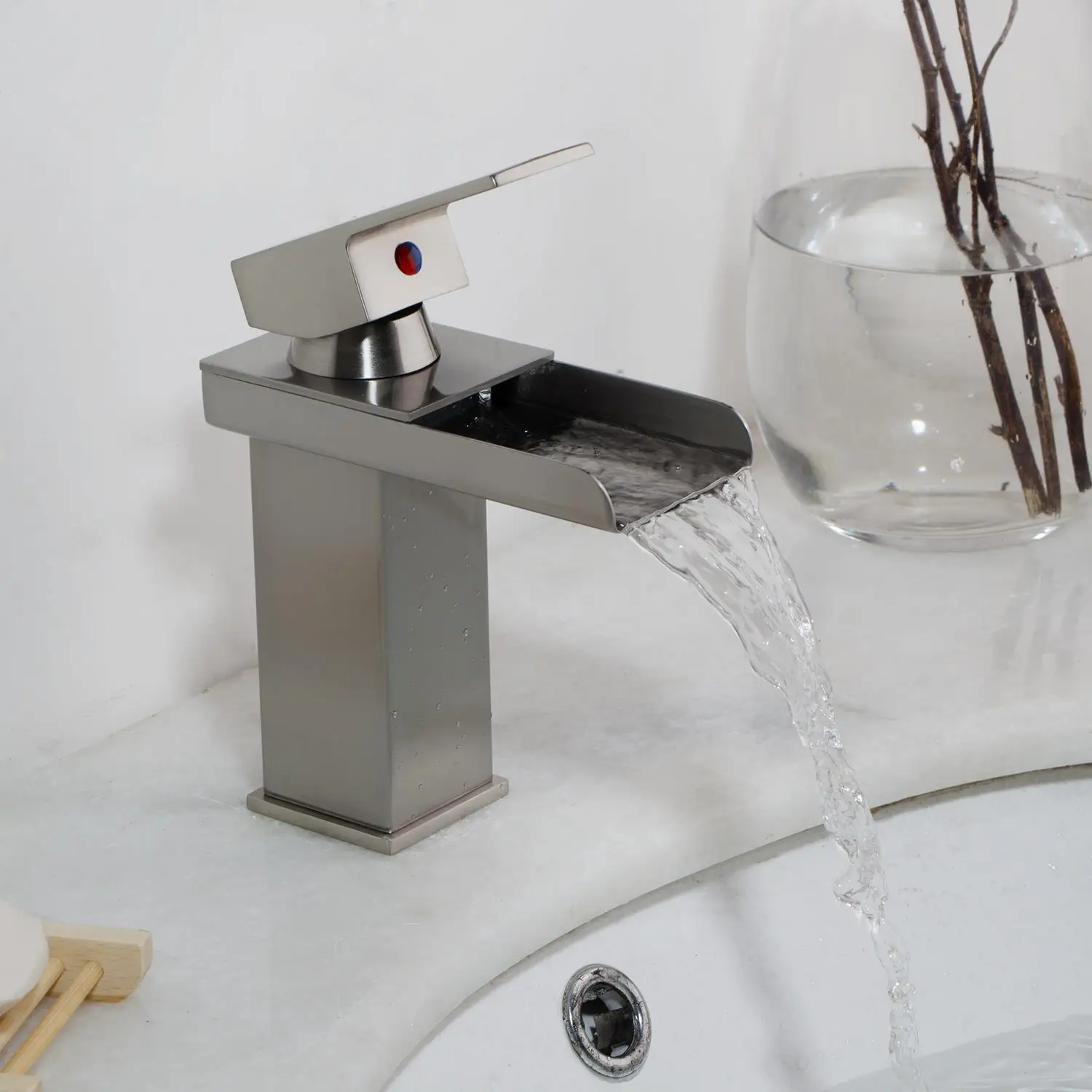 RU Специальная цена кран для воды Ванная комната Grifos De Lavabo Caliente Fria никель Матовый черный водопад умывальник смеситель кран