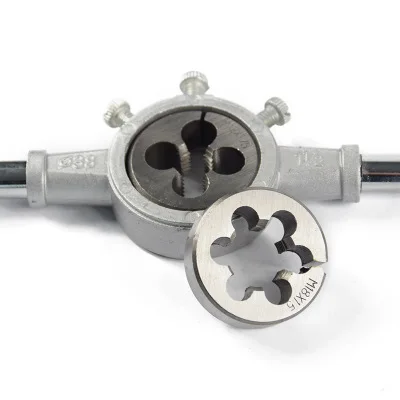 4294018854_416134825.400x400