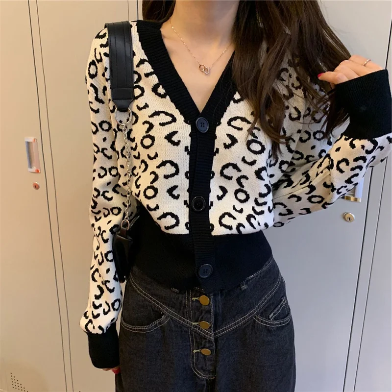 Женский вязаный кардиган с леопардовым принтом V-образным вырезом пуговицами и