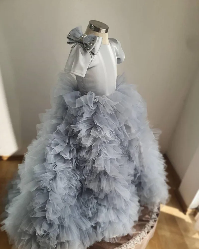 

Flower Girl Dresses Tulle Layers First Communion Kids Dresses Puff sleeves Bow Knot Girl Wedding Little Bride Gowns