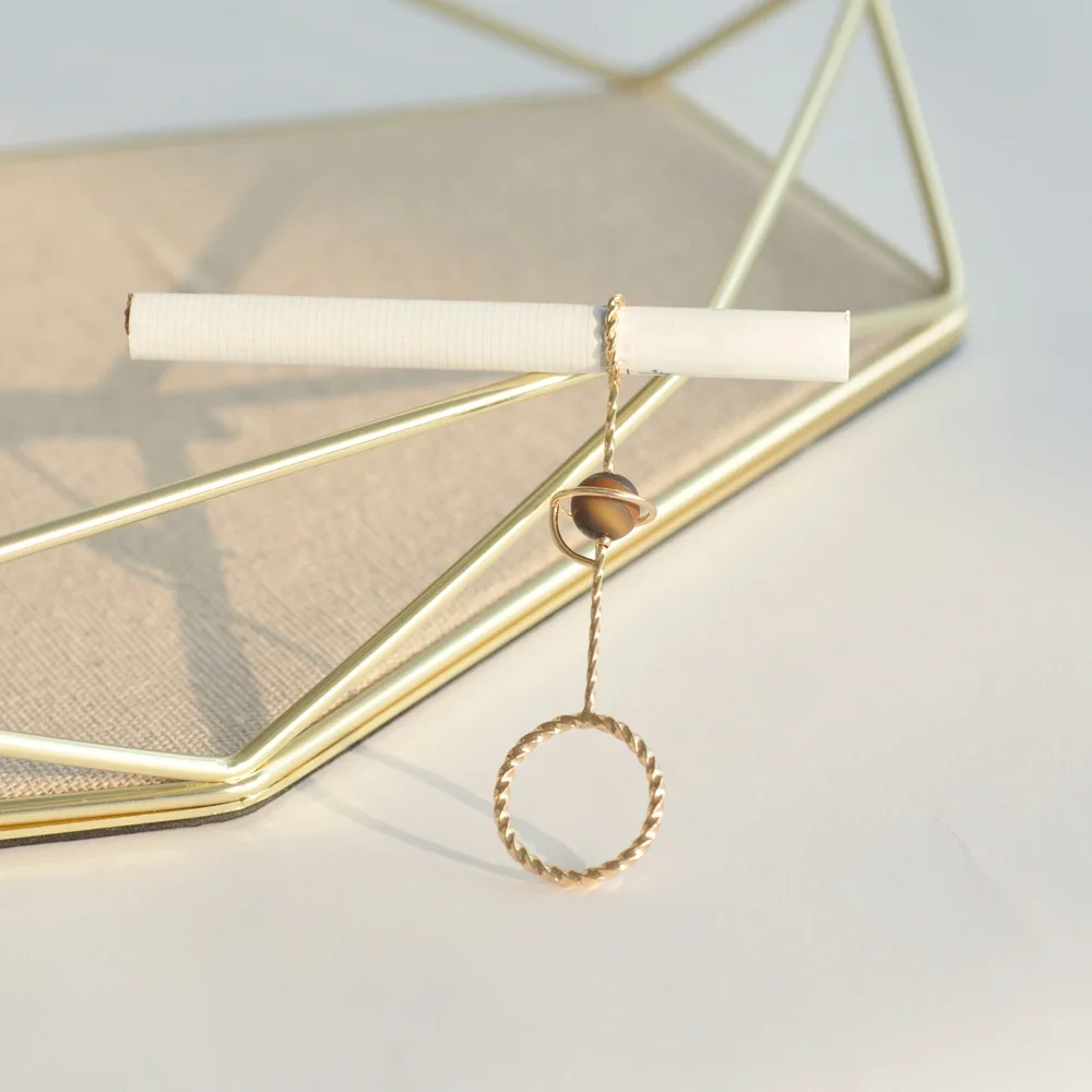 New Cigarette Finger Ring Vintage Metal Finger Clip Women Men Slim Cigarettes Smoking Holder Accessories With Gift Box