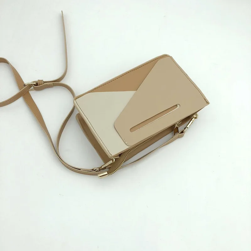 

Contrast Color Simple Bag 2019 Autumn and Winter on The New Korean Version of Small Square Bao Sen Department of The Origina
