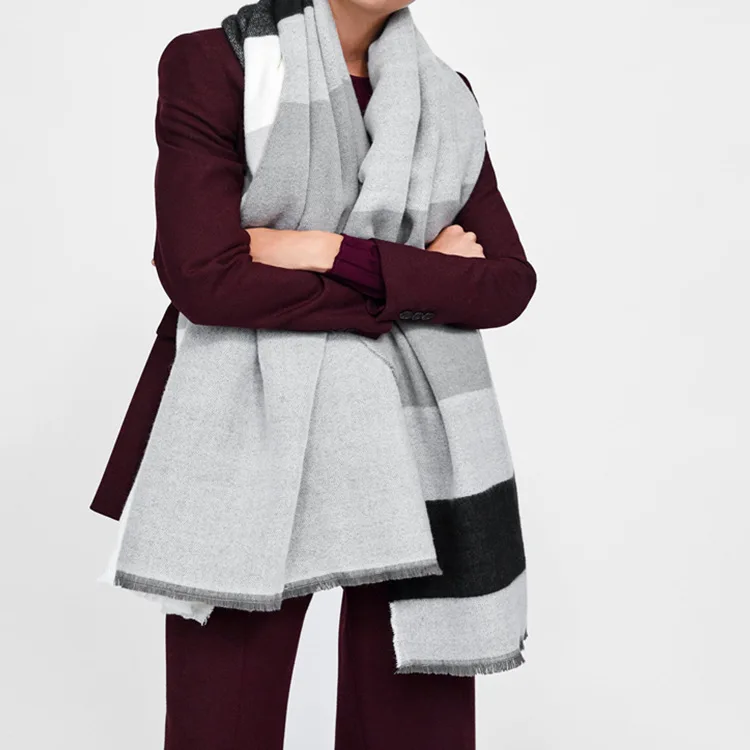

Western Style Y Autumn & Winter Two-color Soft Textured Square Plaid Blocks Two-color Women's New Style Soft Sense of Touch Larg