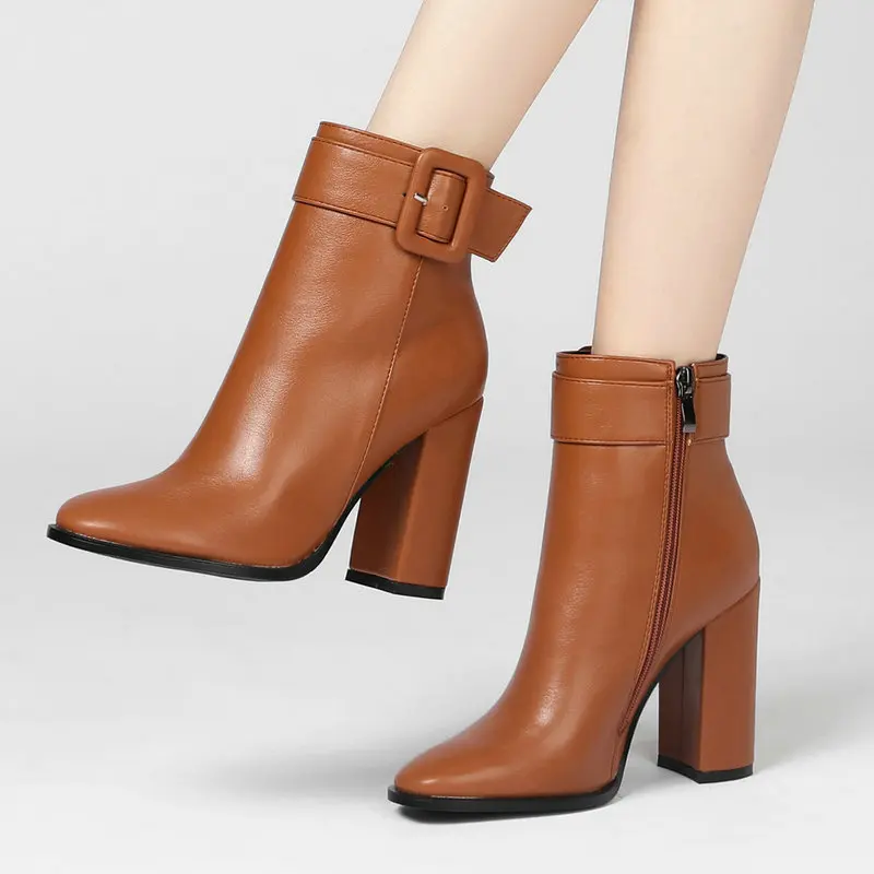 Женские ботильоны на высоком массивном каблуке с круглым носком модные короткие