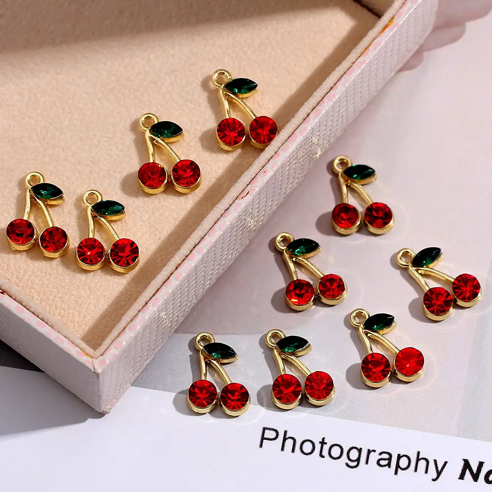 Sweet Girl Red Cherry long boucles d/'oreilles fraise résine Ear Stud Bijoux Femme