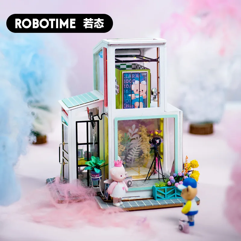 

Robotime Handmade DIY Teddy Cabin Boxing Loving Assembled Architecture Model Creative Valentine's Day Gift Women's Birthday