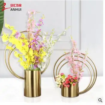 

uropean Simple Creative Metal Plating Vase Wholesale/Model Room Living Room Window Platform Arrangement