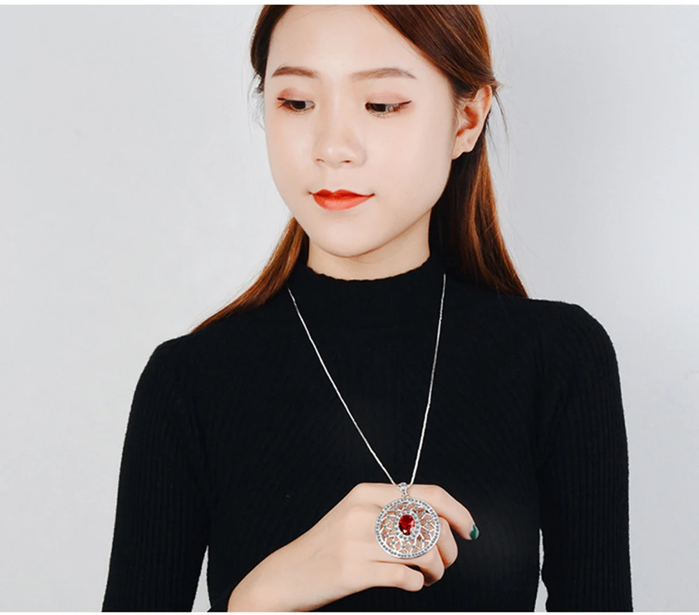 Fanqieliu S925 Stamp New Woman's Pendant Necklace Vintage Flower Crystal Sweet Chain Luxury Jewelry Gift For Girl FQL20490