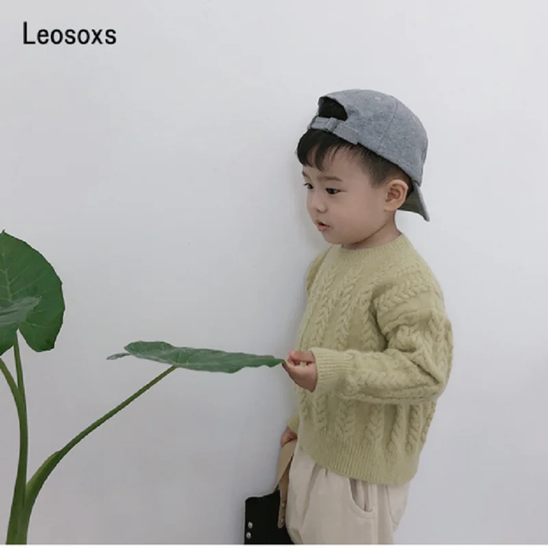 Свитера с круглым вырезом для мальчиков и девочек осенне зимние однотонные витые