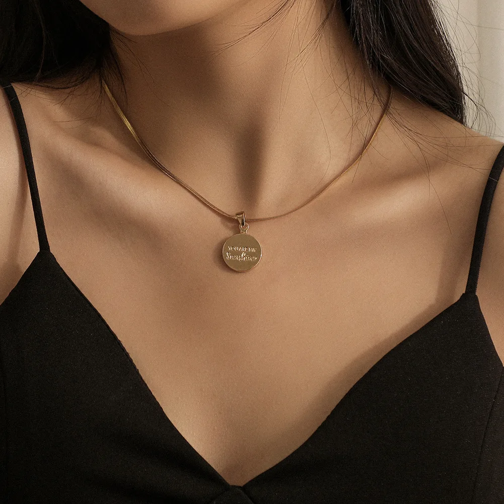 Collar Vintage Con Moneda Grande Y Calavera | Colgante De Disco Estilo Pirata | Cadena Ajustable Hasta 50 Cm | Aleación De Calidad Para Mujeres