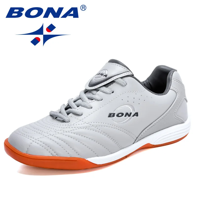 Multi-Sports Shoes Men Outdoor Soccer Shoes Cushion Breathable Walking
