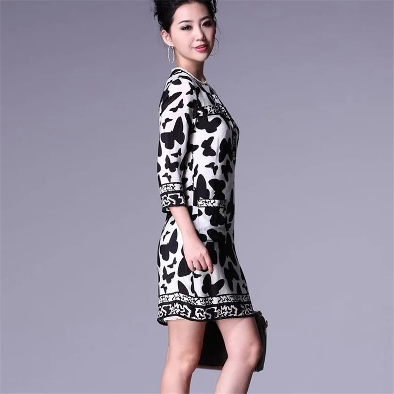 

Female Ol Plus Size Spring V-neck Three Quarter Print Straight Dresses Woman Summer Autumn Oversized Knee -length Hedging Dress