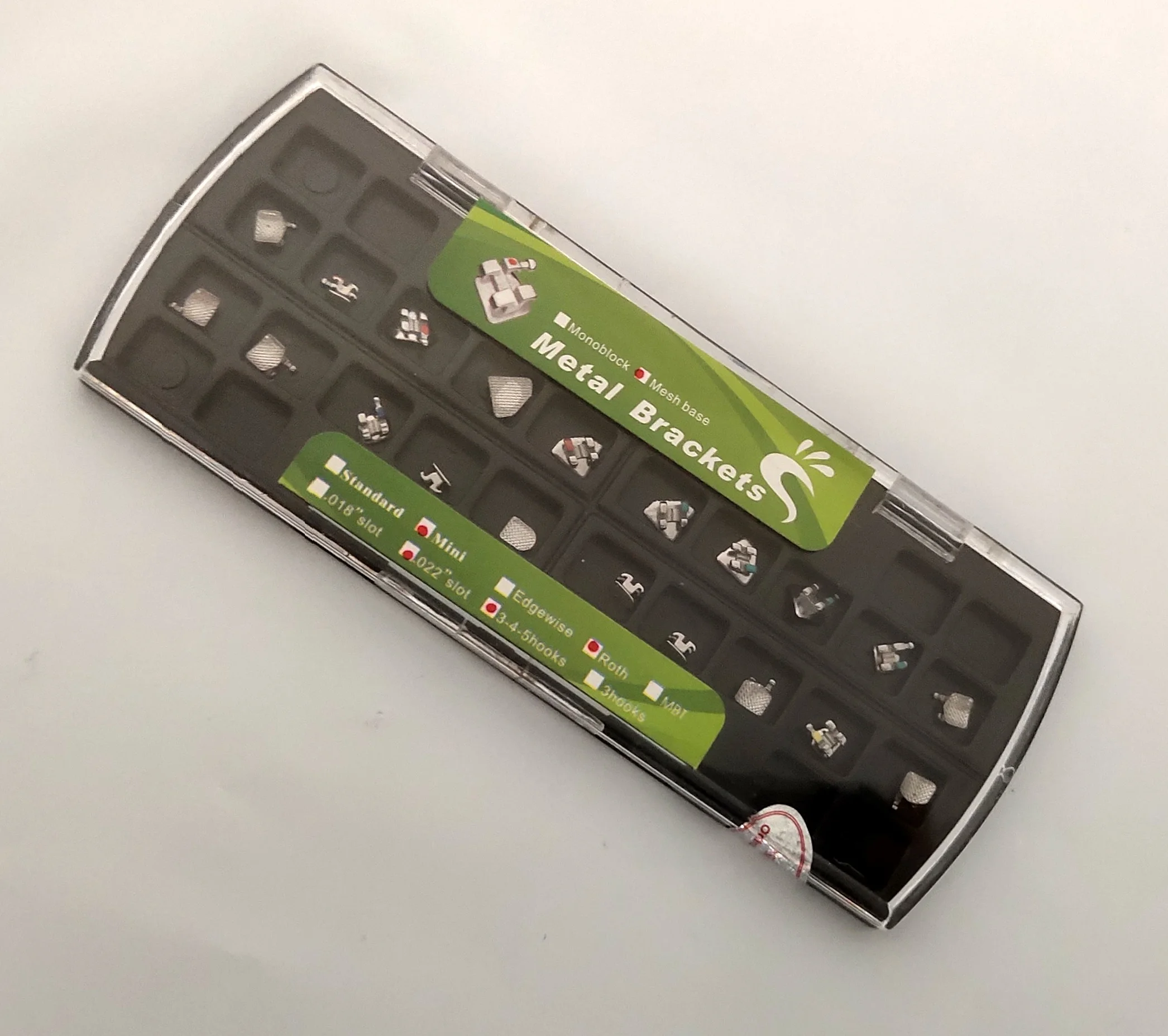 Рисунок 5 - Стоматологические Ортодонтические металлические скобы