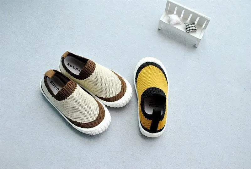 Новинка года; летние дышащие детские кроссовки; сандалии; Тканевая обувь для мальчиков и девочек; Повседневная обувь; детская спортивная обувь
