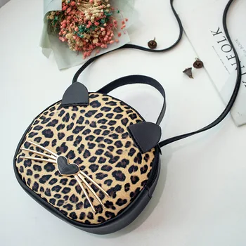 

2020 new casual one-shoulder women's bag hit color wild phone kitty bag oblique mini bag