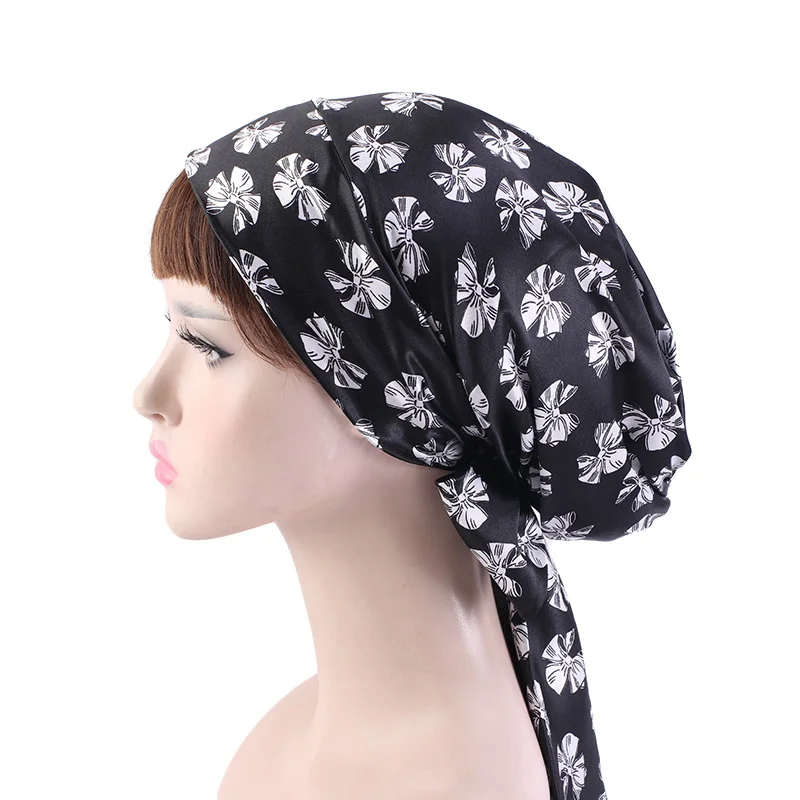 Black white flower