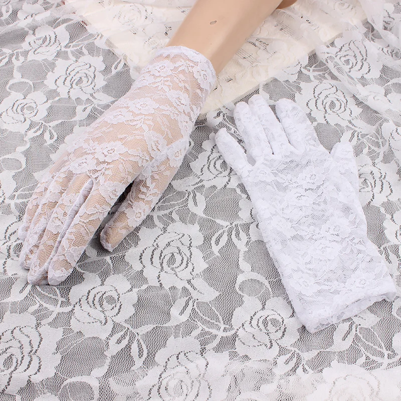 White Lace Летние перчатки автомобильные тонкие секционные мисс Сексуальная Черная кружевная сеточка полые прозрачные церемониальное Ципао короткий параграф Весна - Цвет: White Lace