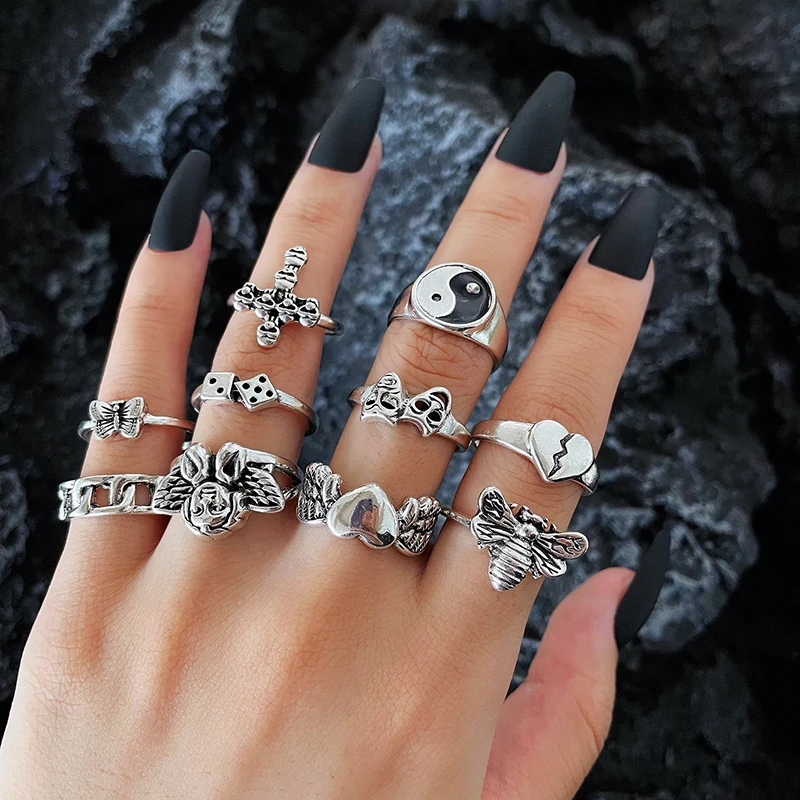 5Pcs/set Vintage Punk Gothic Heart Sword Ring Set For Women Skull Butterfly Charms Finger Rings Jewelry For Valentine