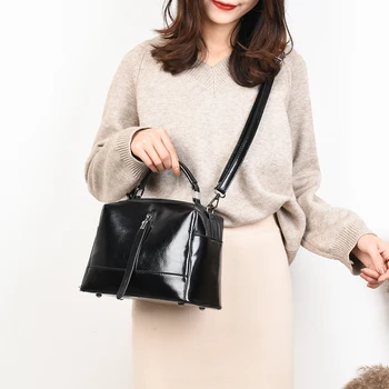

New 2020 handbags England Solid crossbody lady classic PU leather High quality tote women Japanese-style female bags for women
