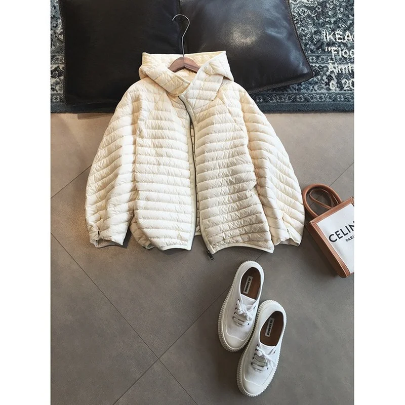 Lightweight Down Jacket Nylon Fabric 90% White Goose Down Padded Hooded Profile Thin Lightweight Down Jacket Women