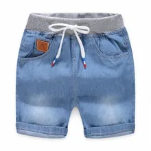 Шорты для маленьких мальчиков летняя тонкая одежда для маленьких детей, новинка года, стильная повседневная верхняя одежда универсальная Свободная джинсовая одежда